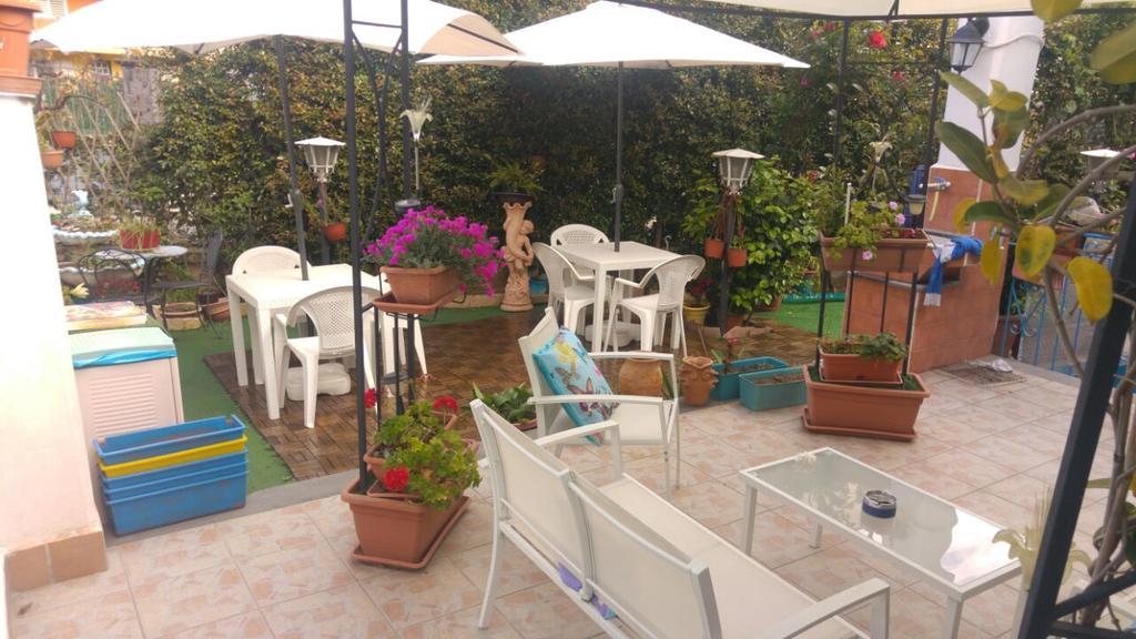 Bed and Breakfast Beb I Delfini Di Casa Paola Маскали Экстерьер фото